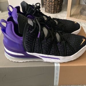 Lebron XVIII shoes